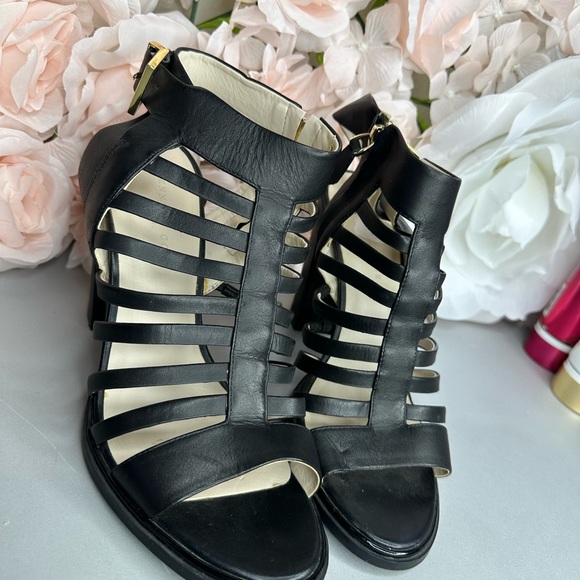 Kenneth Cole - Picture 6 of 6